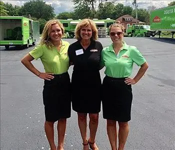 Amanda, Patricia, Stephanie, Anthony, and Frank Zubricki