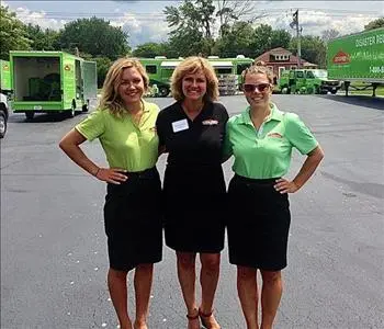 Amanda, Patricia, Stephanie, Anthony, and Frank Zubricki